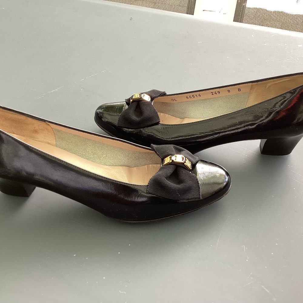 Salvatore Ferragmo patent leather pumps
